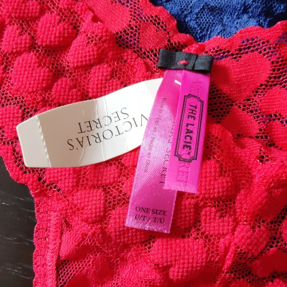 NWT Lot of 3 Victoria's Secret Thongs Size ONE SIZE - Picture 3 of 4